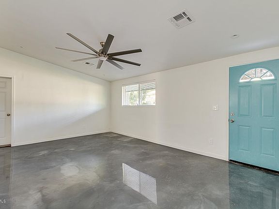 4th image of 1637 W Campbell Ave