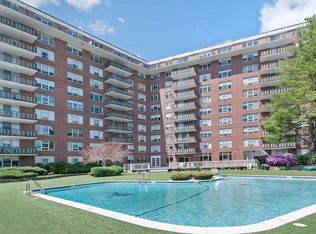 280 Boylston St APT 510, Newton, MA 02467