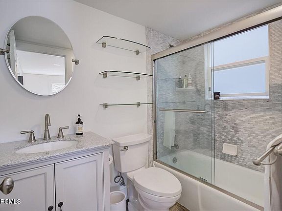 5th image of 1150 Empire Ave #36