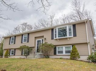 31 Federal St, Blackstone, MA 01504