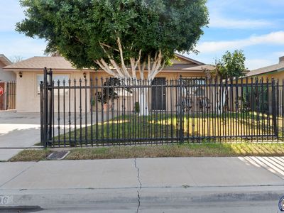 936 Nosotros St, Calexico, CA, 92231
