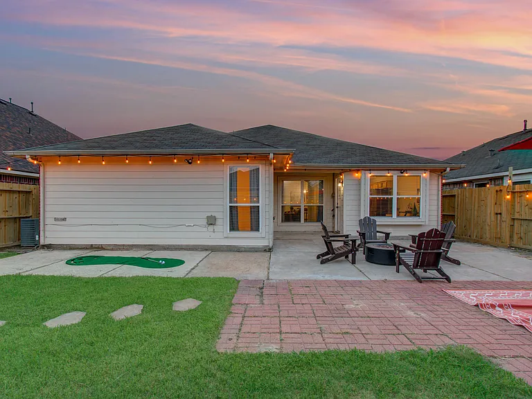 7211 Crescent Mills Dr — Photo 37