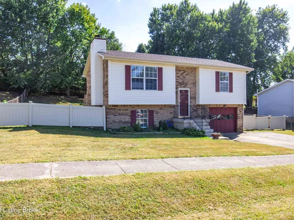 110 Monroe St, Radcliff, KY 40160