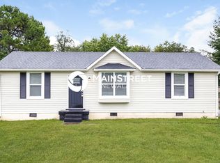 305 Davis Dr, Columbia, TN 38401