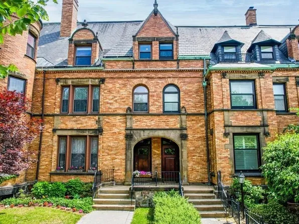 1781 Beacon St #4, Brookline, MA 02445