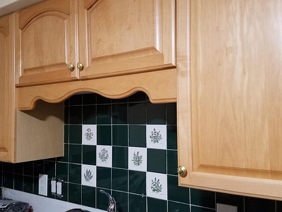 2nd image of 3947 Jamieson Ave Floor 2