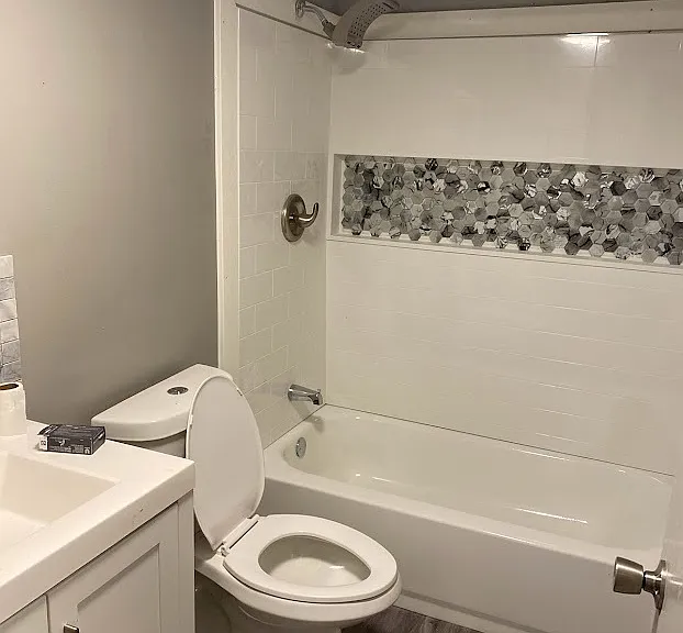 4976 Twin Woods Dr — Photo 6