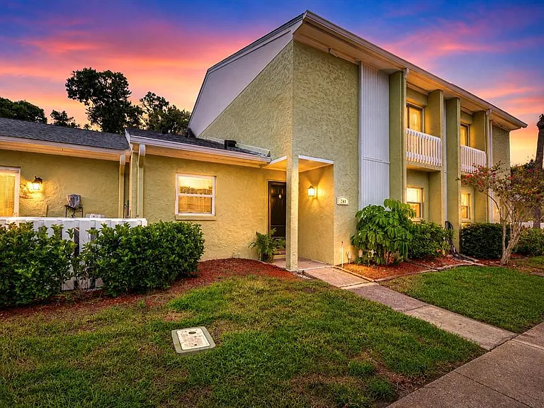 230 Cypress Pl — Photo 44