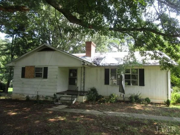 707 Milnwood Rd, Farmville, VA 23901
