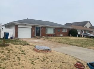 4311 Creelman Pl, Saint Louis, MO 63123