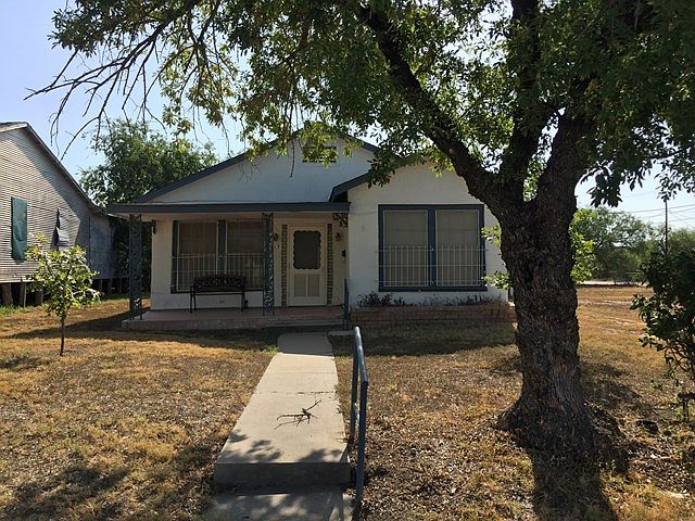 1st image of 117 E Zavala St