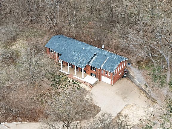 5th image of 2103 Lock Rd