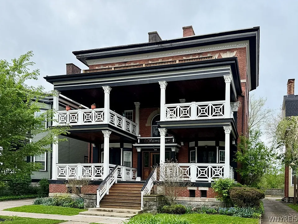 246 Bryant St #2A