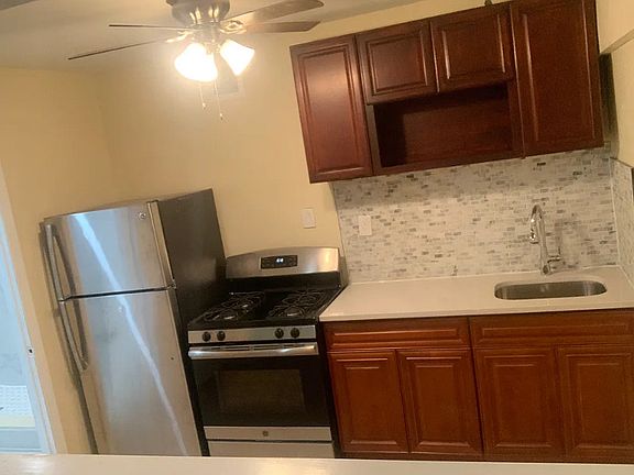 4th image of 3606 Palmer Ave Floor 1