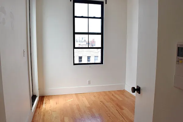 Rented by MySpaceNYC | media 9