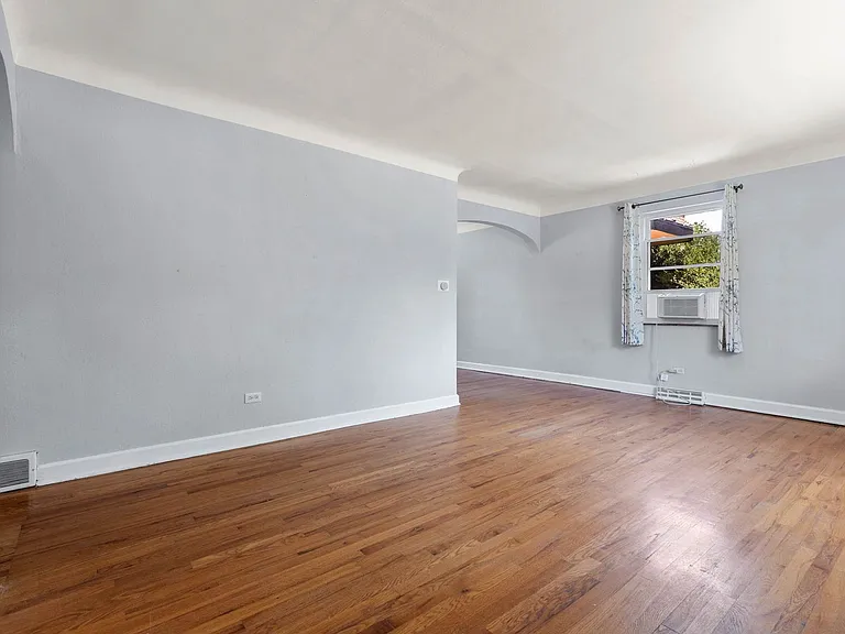 1581 Fairfax St — Photo 8
