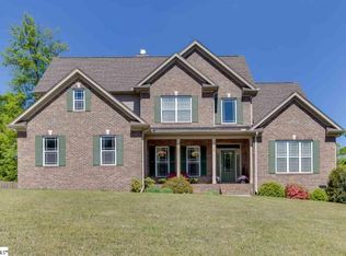 33 Prince Williams Ct, Simpsonville, SC 29681
