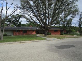 306 Edgemont Rd, Sonora, TX 76950