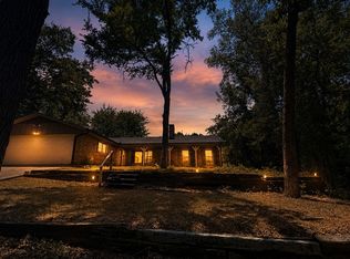 106 Fairway Dr E, Lindale, TX 75771