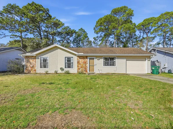 910 Nutmeg Ave, Niceville, FL 32578