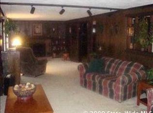 99 Fostmere Ct, Warwick, RI 02889