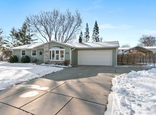 3069 Holland Rd, Green Bay, WI 54313