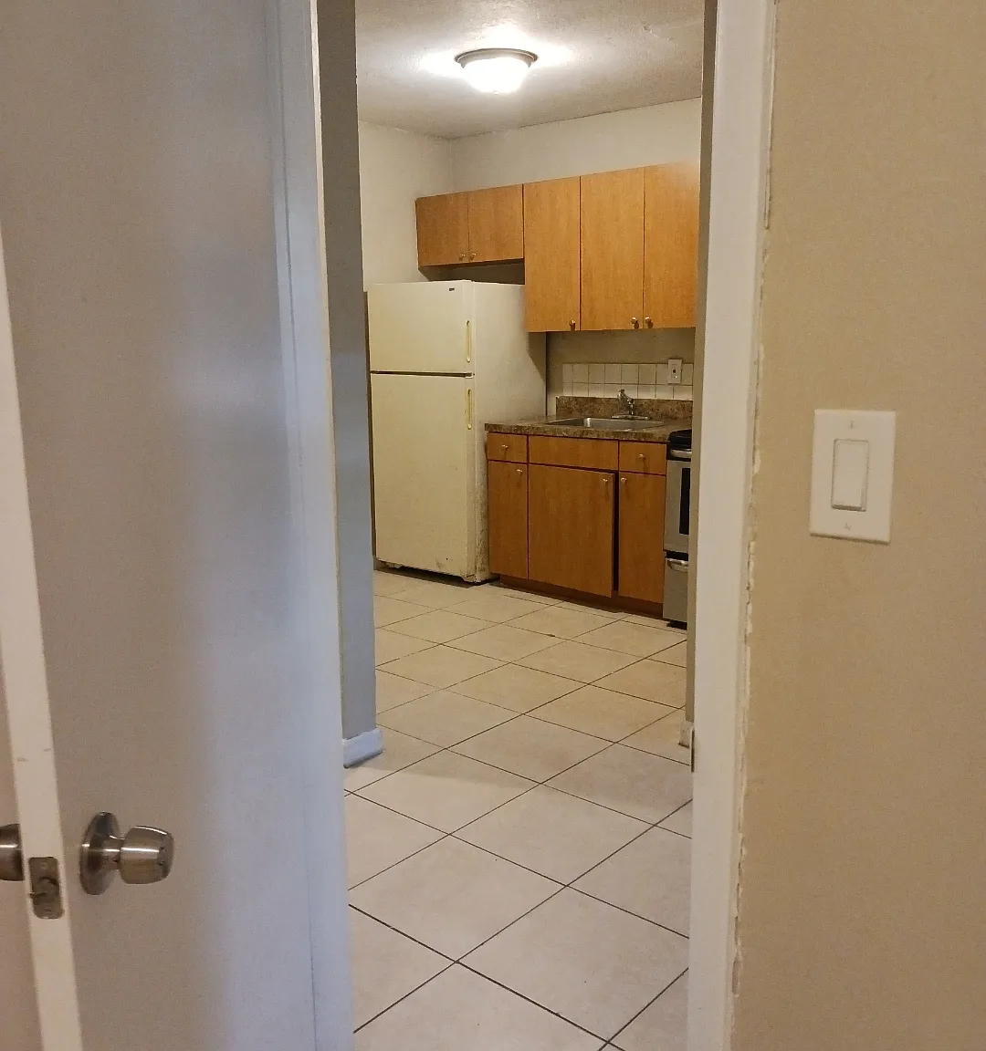 2 bed, 700 sqft, $1,600 — Photo 4