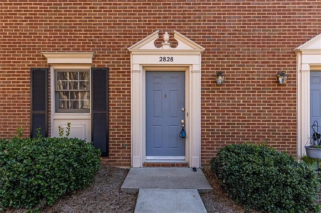 2 bed, 3.0 bath, 1260 sqft, $2,000 — Photo 4