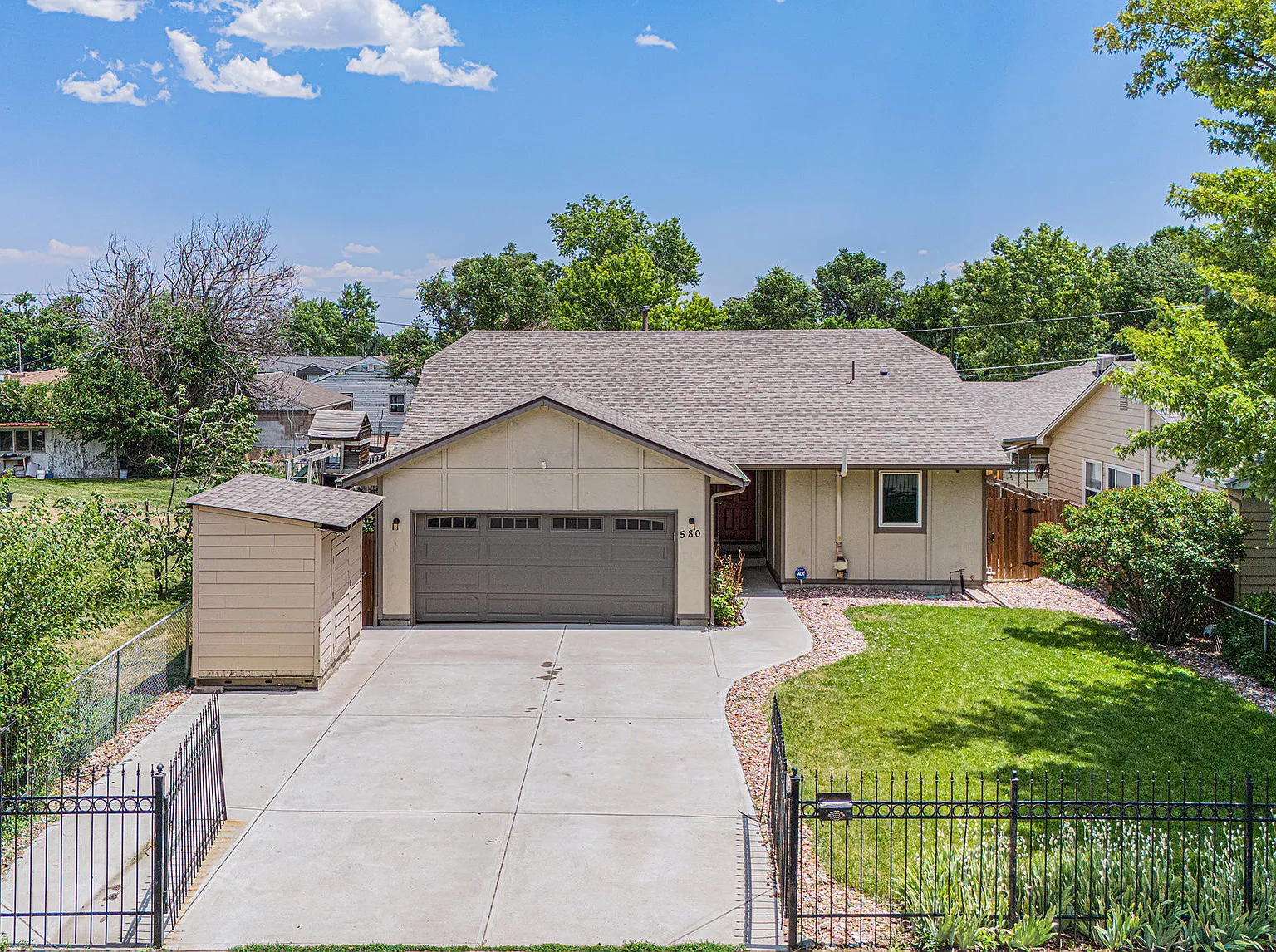 5 bed, 3.5 bath, 2630 sqft, $5,950 — Photo 1