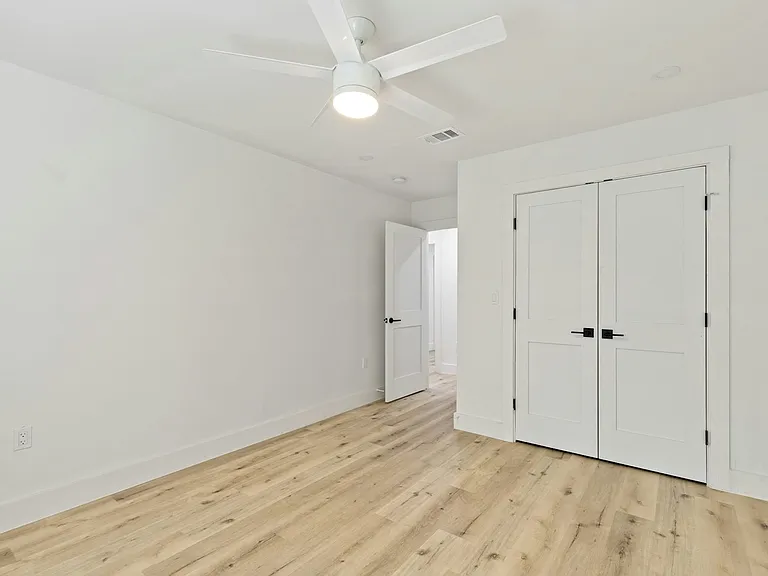 15655 Regal Hill Cir — Photo 6