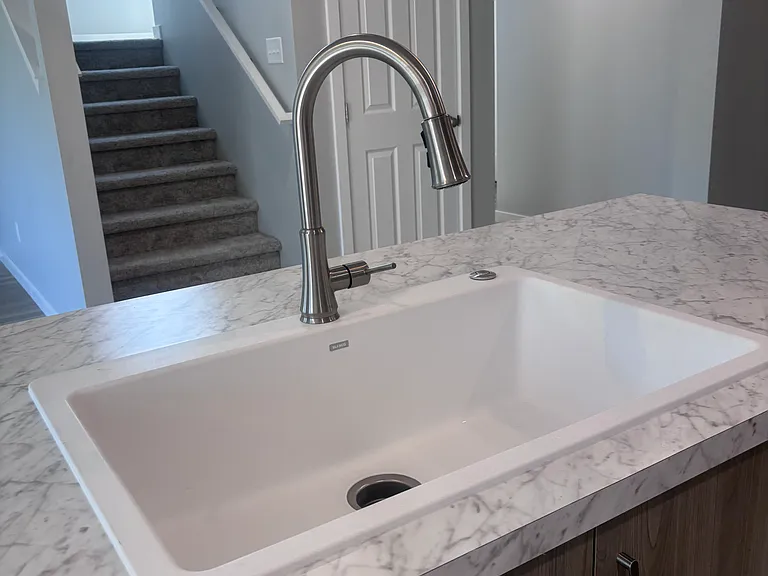 farmhouse sink