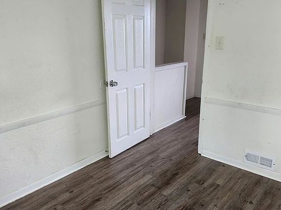 5th image of 949-955 S Central Dr #951