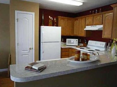5th image of 213 Fox Creek Blvd