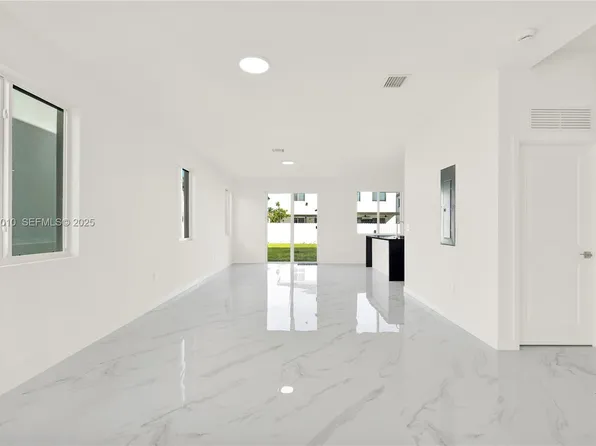 22535 125th Ave, Miami, FL