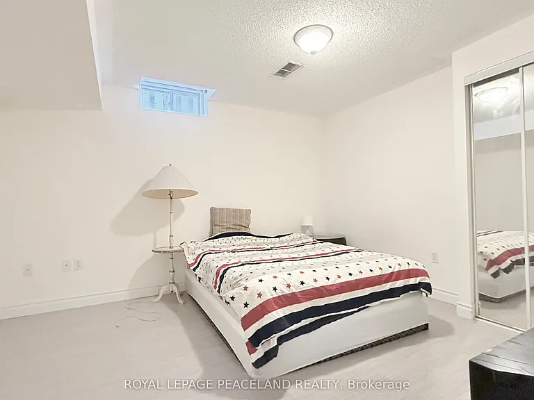 110 Annina Cres — Photo 31
