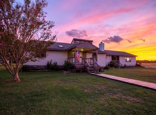 17454 Plantation Rd, Onancock, VA 23417