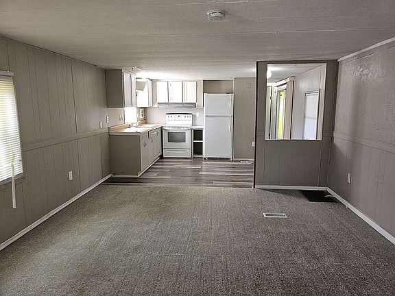 4th image of 260 Clark St