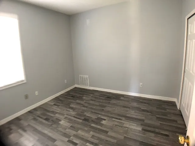 2605 Southpointe Ct — Photo 8
