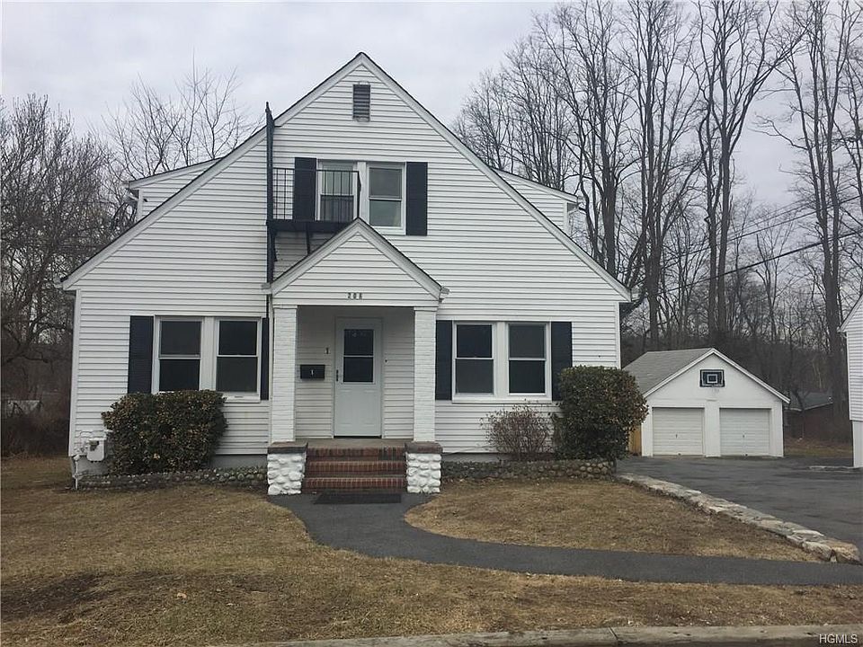2nd image of 206 Babbitt Rd APT 1