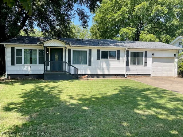 1609 Jackson St, Fort Smith, AR 72901