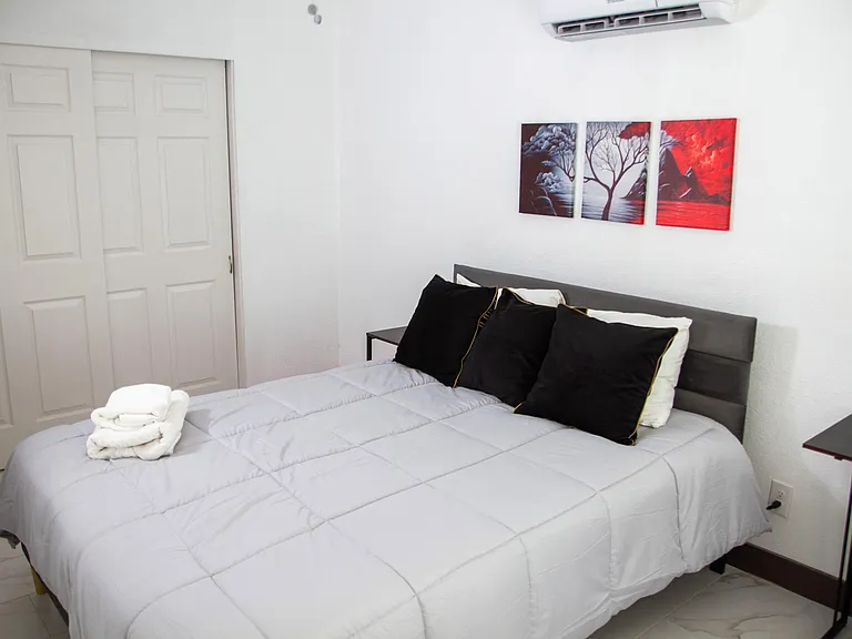 Queen bed