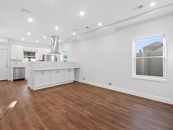2nd image of 163 Laidlaw Ave #1