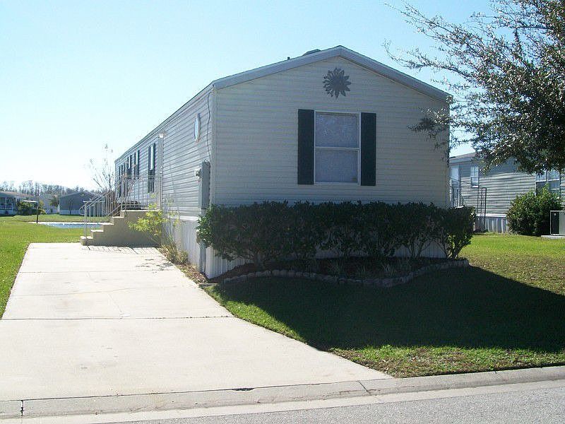 1st image of 3945 Glenwick Dr
