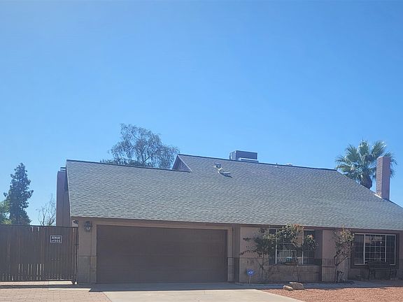 3rd image of 2349 W Monte Cristo Ave