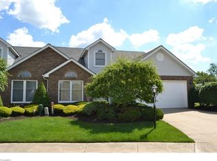 19707 Cross Creek Oval, Strongsville, OH