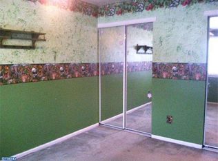 13 Salem Ln, Horsham, PA 19044