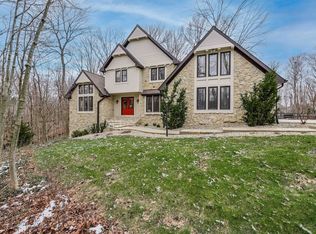 702 Morningside Dr, Zionsville, IN 46077