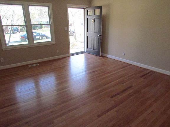 Large Front Living Room