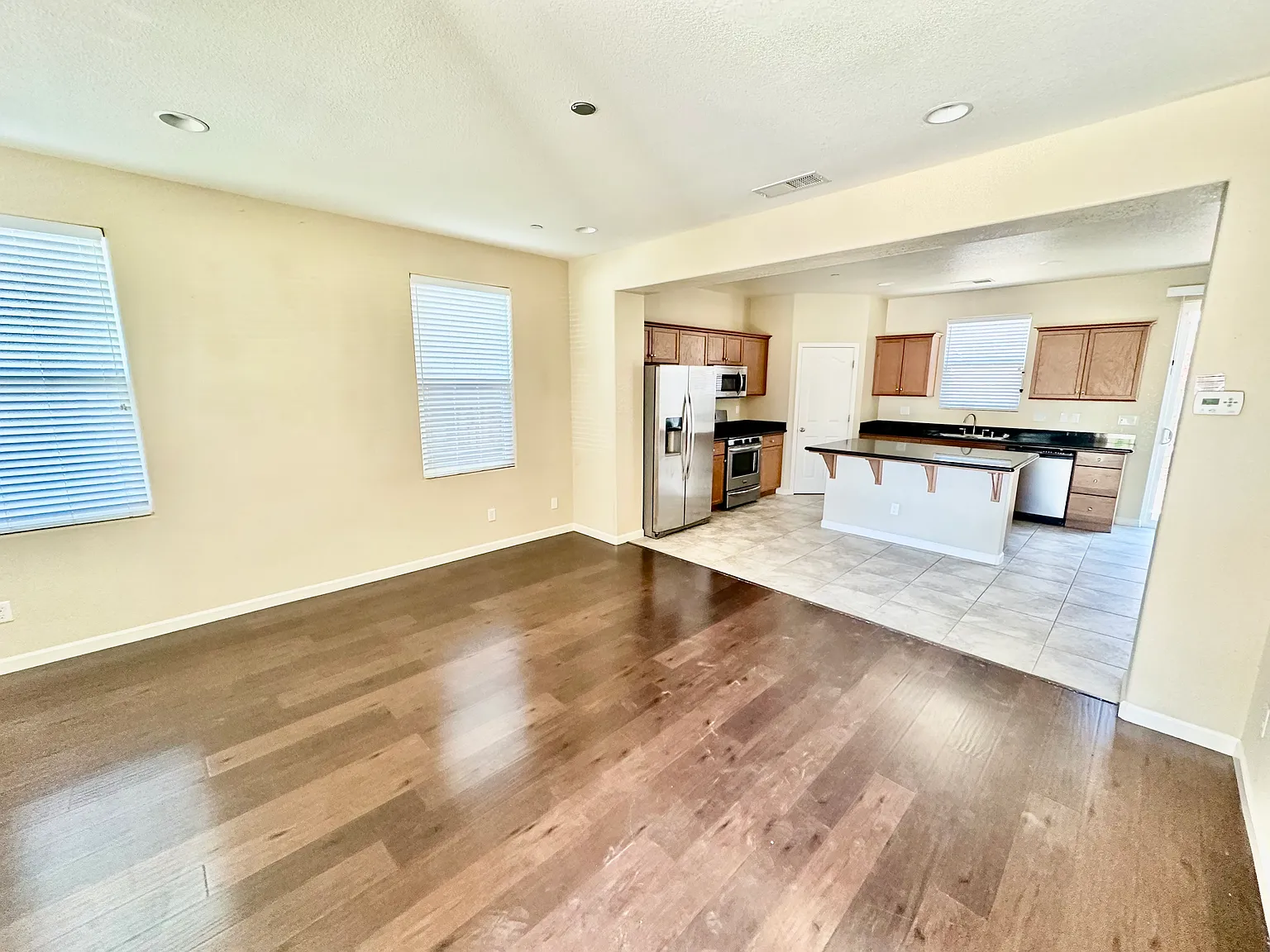 3 bed, 2.5 bath, 1783 sqft, $2,500 — Photo 3