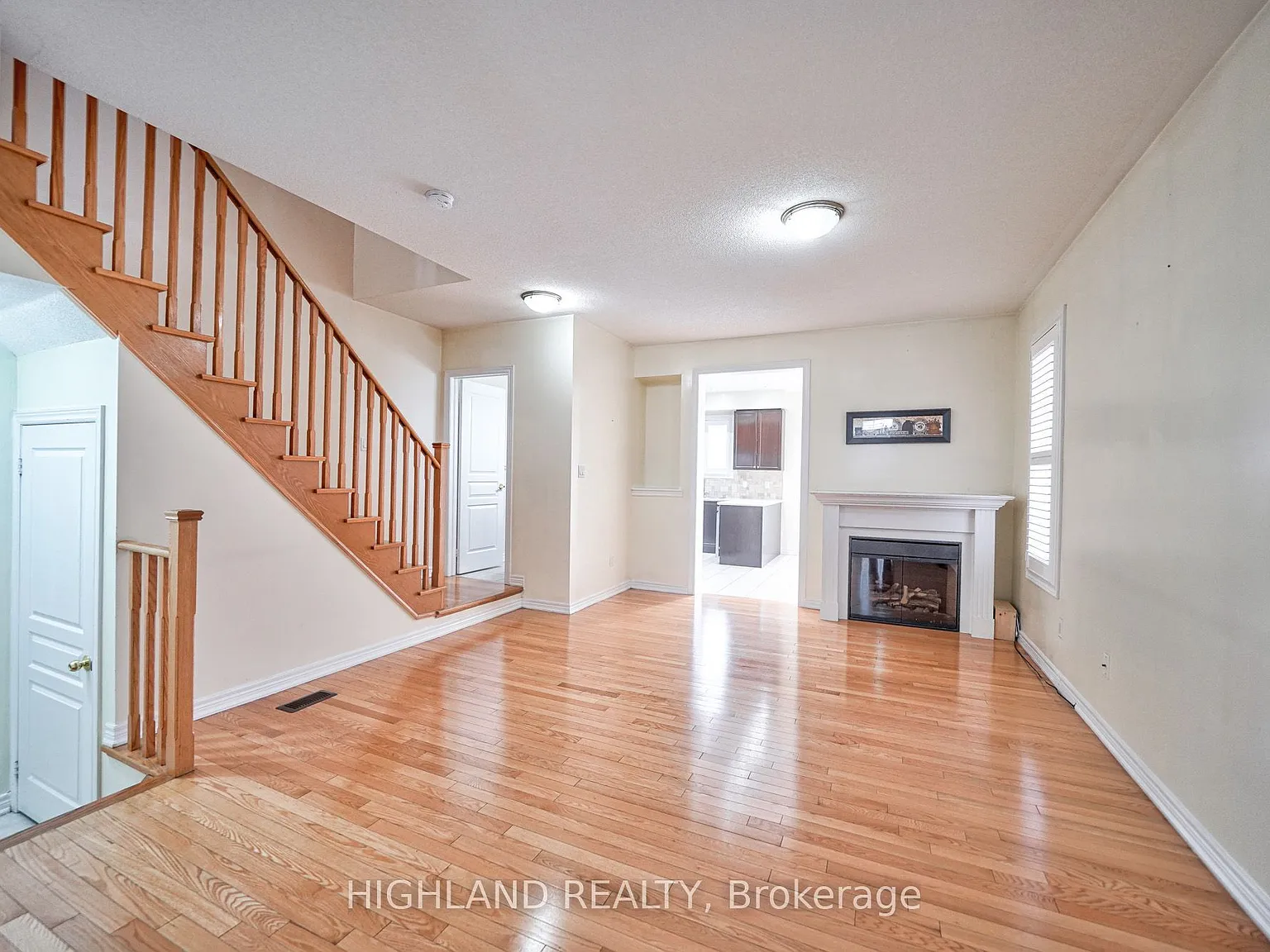 4 bed, $3,400 — Photo 3